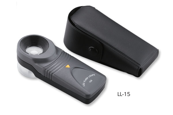 Kính lúp 15X bỏ túi có đèn Niigata Seiki, LL-15