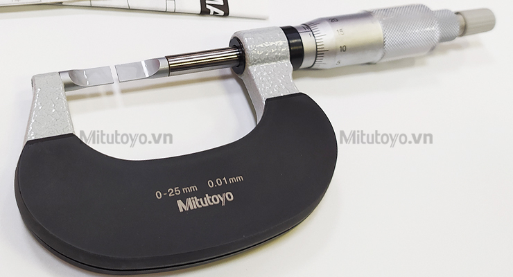 Panme Mitutoyo 122-101-10