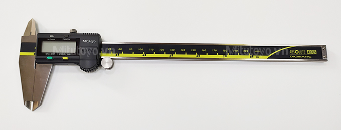 Thước cặp điện tử 500-197-30