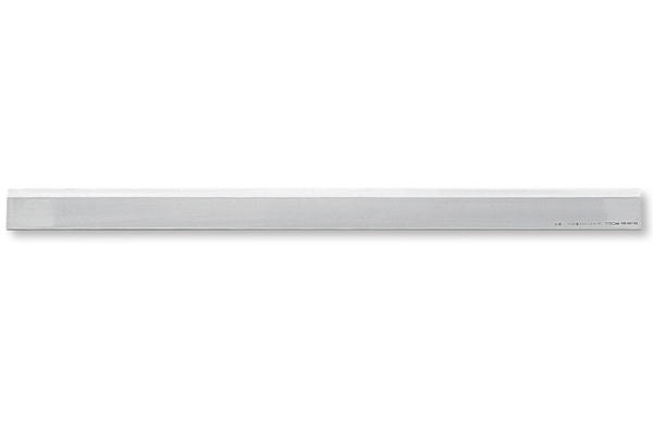 Thước thẳng chuẩn dài 500mm thép carbon vát cạnh Niigata Seiki B-A500